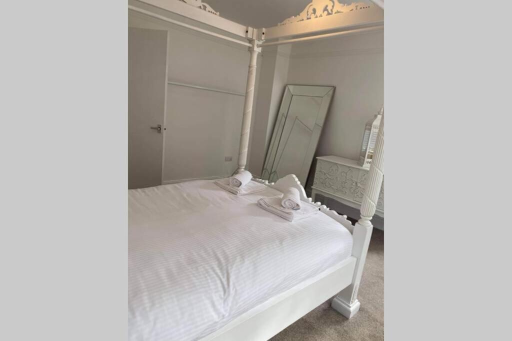 Beautiful 2 Bed Flat In The Heart Of Lynton Devon Apartment ภายนอก รูปภาพ